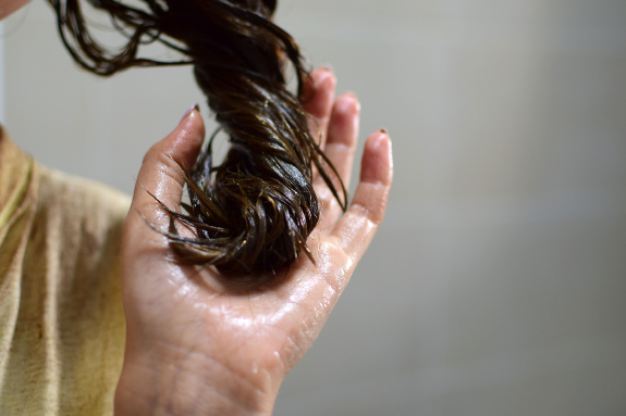 bain d'huiles cheveux secs
