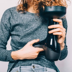 Comment coiffer ses cheveux boucls?